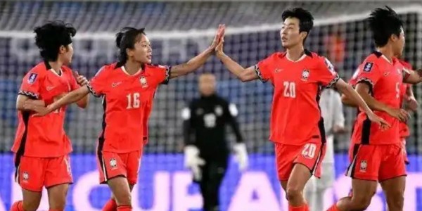 3-0亚洲杯首支8强诞生 中国女足或8强战遇韩国 卫冕硬仗提前打响